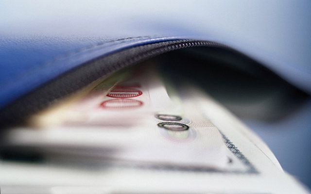 黄金短期上涨逻辑清晰，长期看涨格局稳固